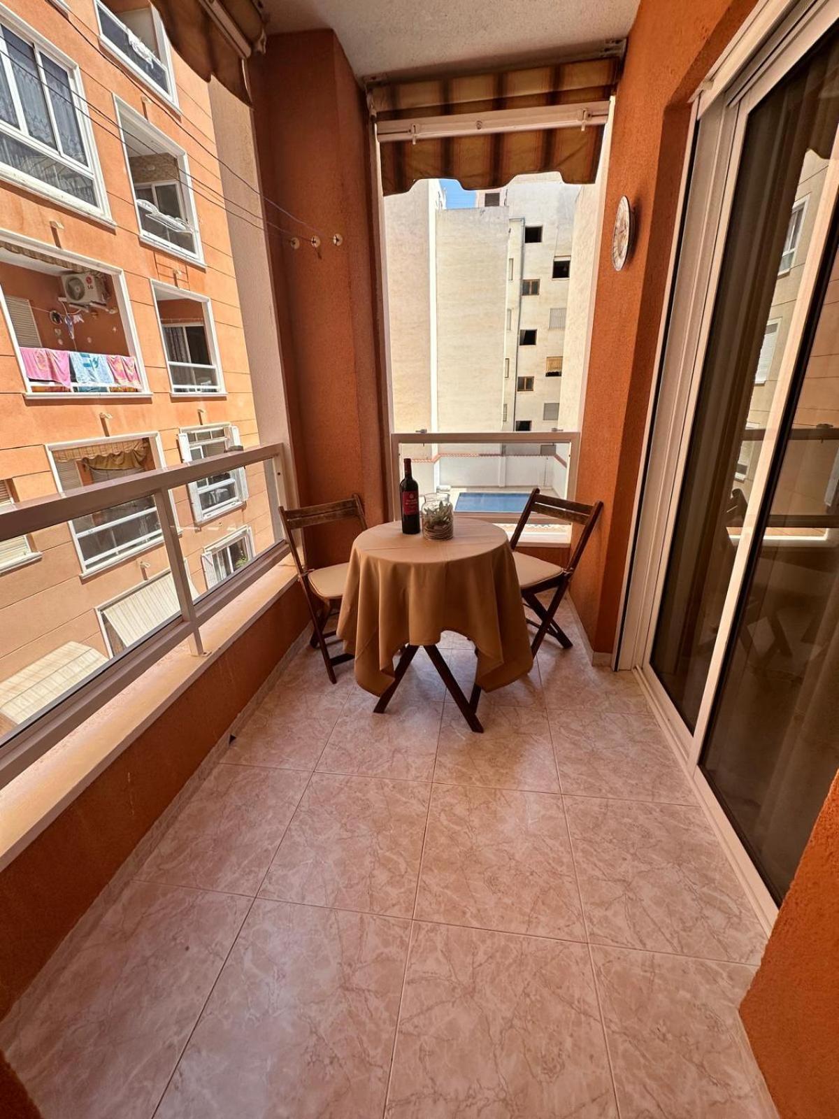 Torrevieja Precioso Apto En Calle San Pascual Con Piscina Cerca De Todos Los Servicios Екстериор снимка